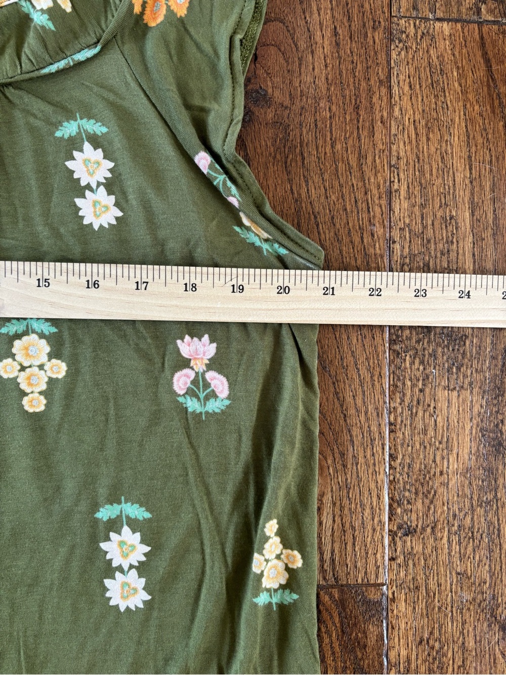 Loft Olive Green Floral Ruffle Yoke Blouse Top Size Large - Picture 7 of 9